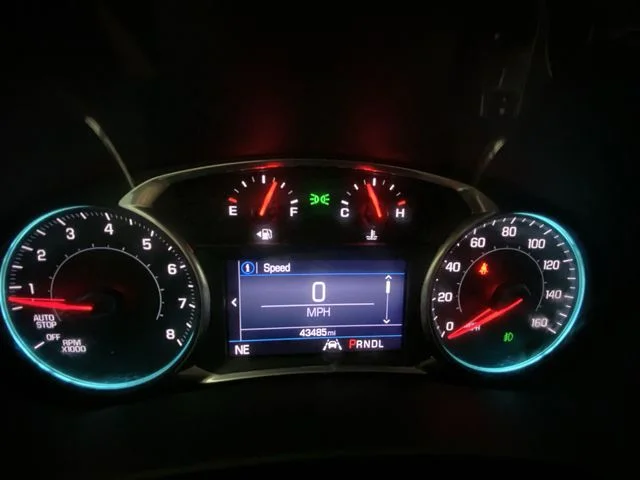 Used 2021 Gray Chevrolet LT image 15