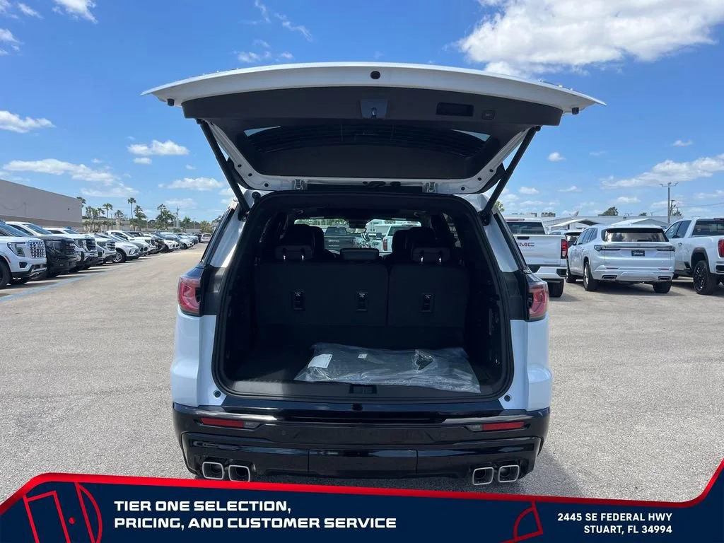 New 2026 Glacier White Tricoat GMC Denali Ultimate image 17