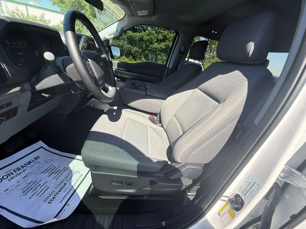 Used 2025 White Ford XLT image 15