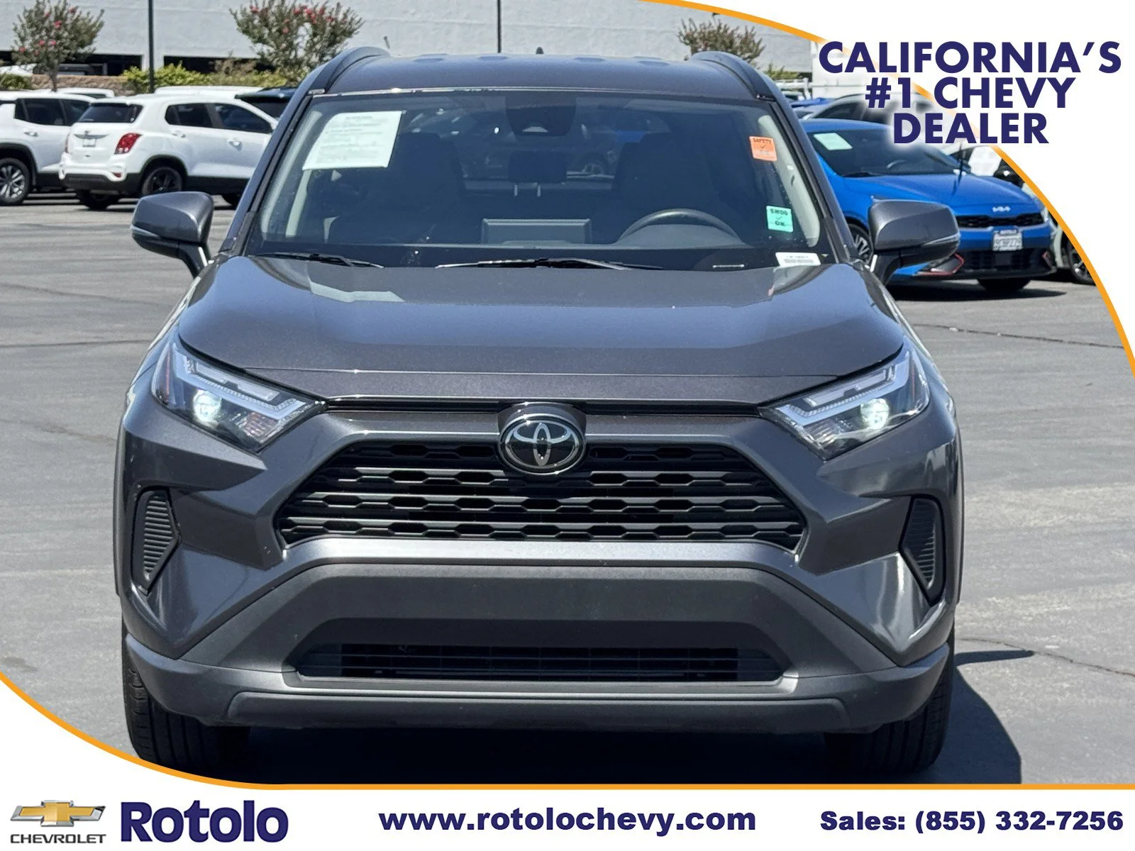 Used 2024 MAGNETIC GRAY MET Toyota XLE image 2