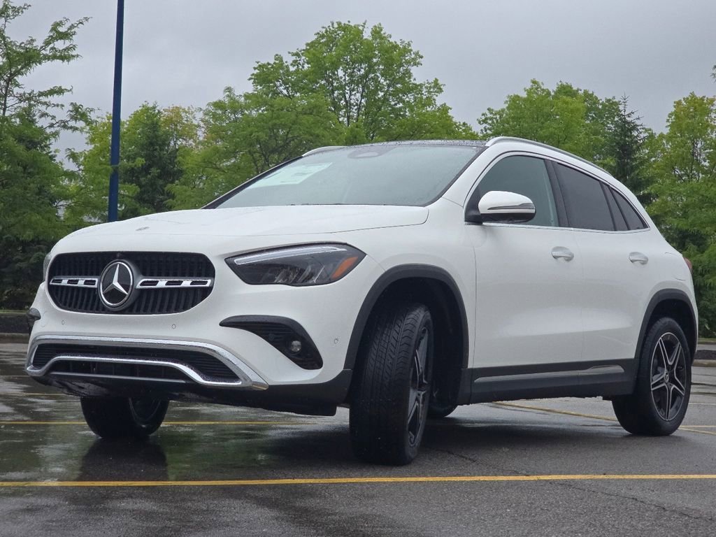 New 2026 Polar White Mercedes-Benz GLA 250 image 50
