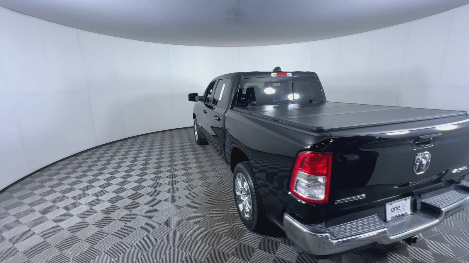 Used 2022 Diamond Black Crystal Pearlcoat Ram Big Horn image 7
