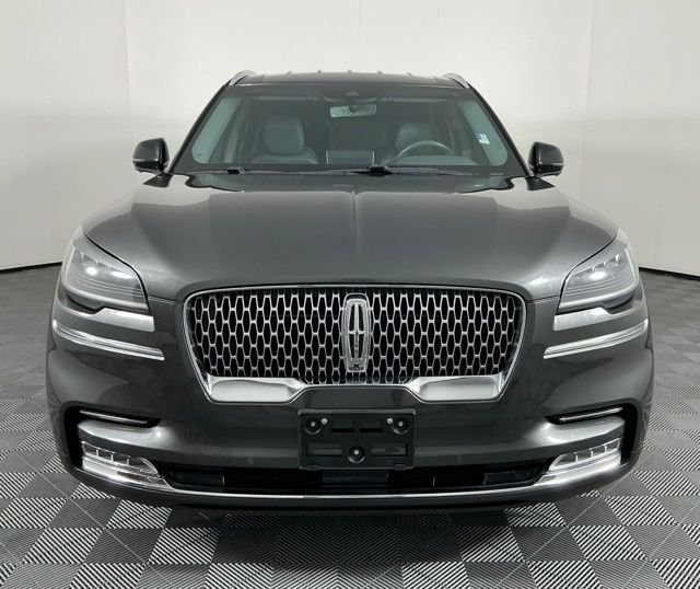 Used 2020 Gray Lincoln Reserve image 3