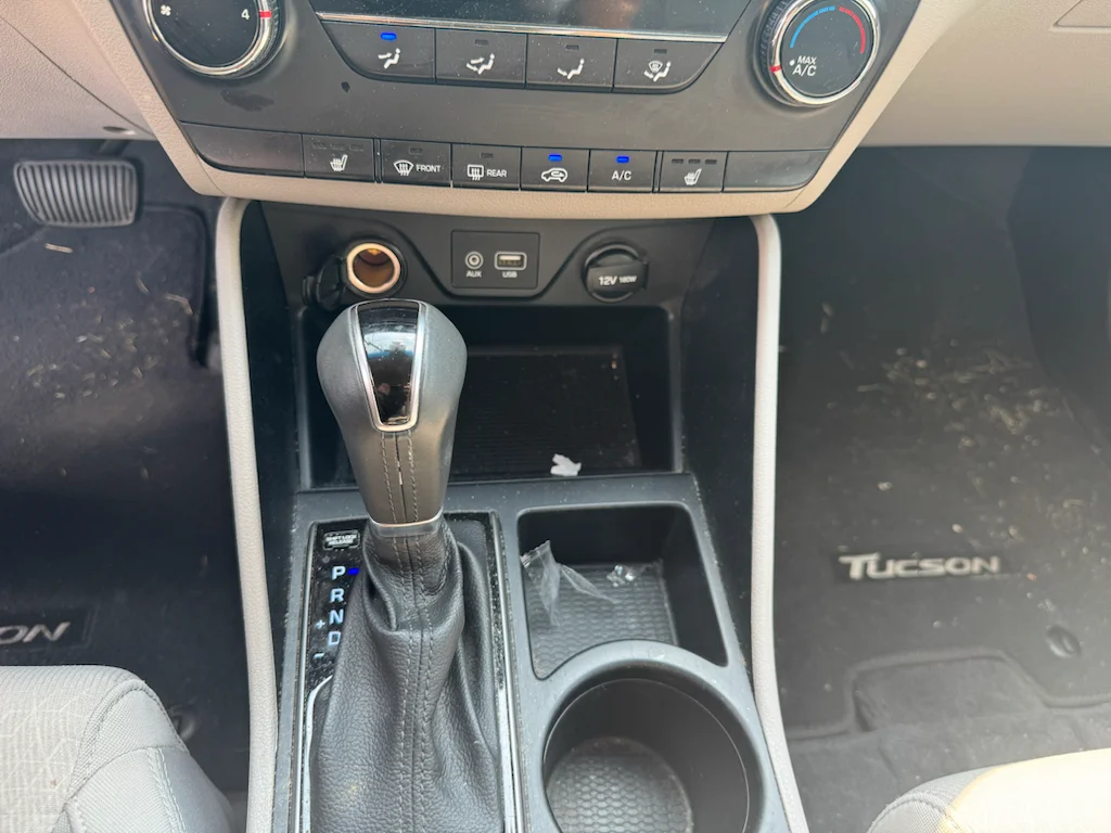 Used 2017 Molten Silver Hyundai Sport image 14