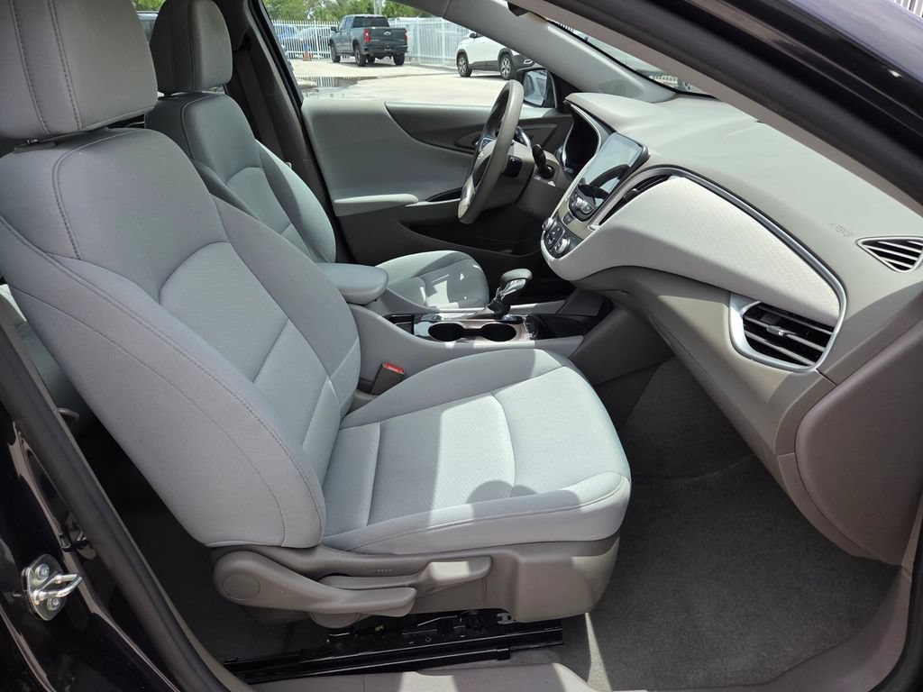 2022 Chevrolet Malibu 1LS - Photo 14