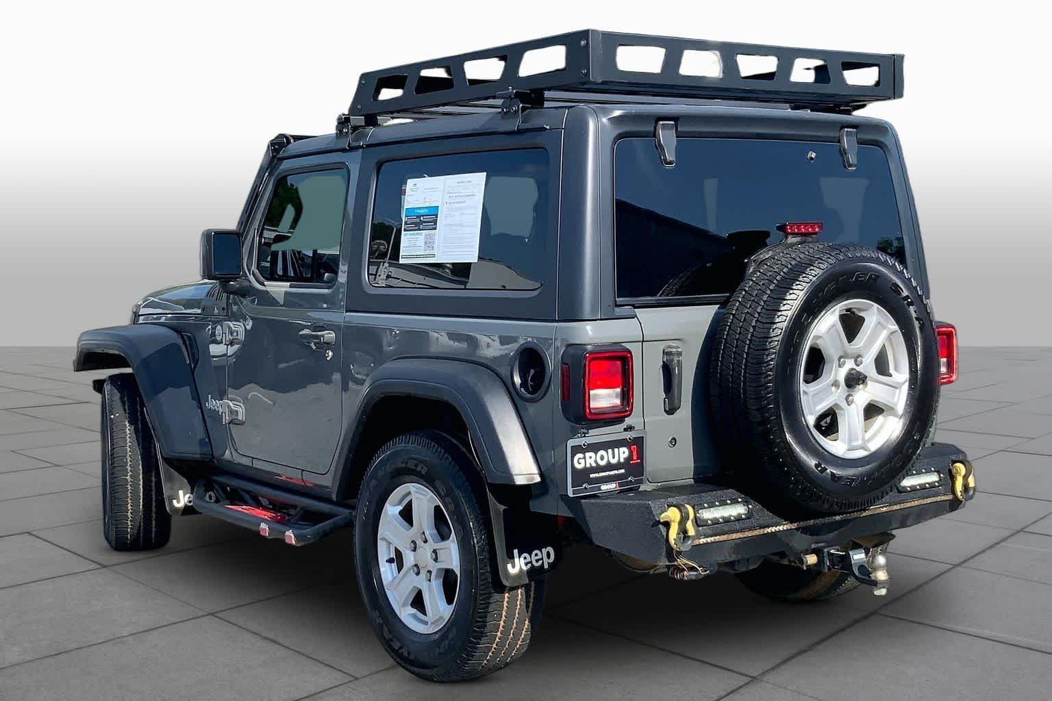 Used 2019 Sting-Gray Clearcoat Jeep Sport S image 11