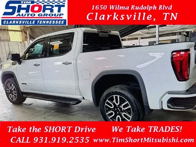 Used 2022 White GMC AT4 image 1