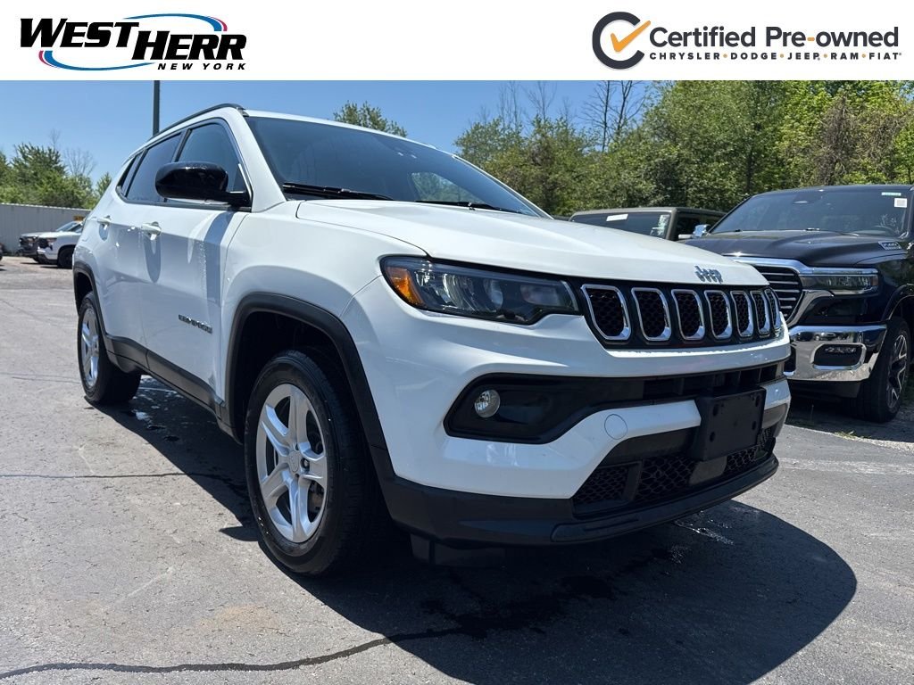 2023 Jeep Compass Latitude 4X4's photo