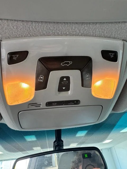 Used 2011 Cypress Pearl Toyota XLE image 12