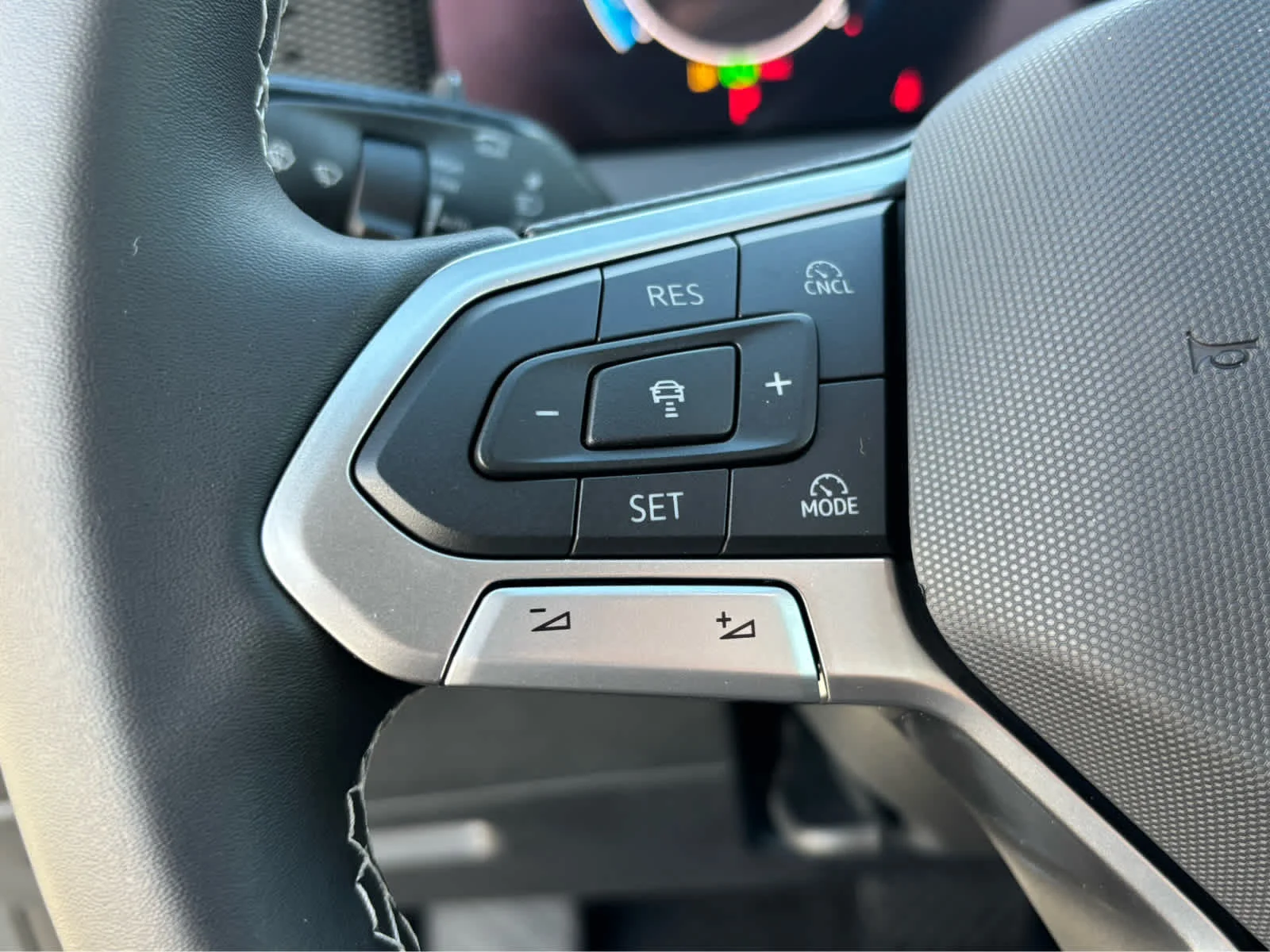 New 2026 PYRITE SILVER Volkswagen S image 12