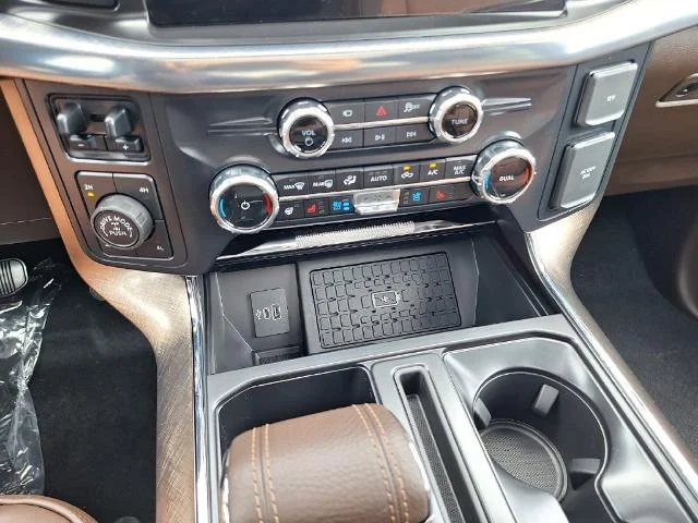 New 2026 Agate Black Metallic Ford King Ranch® image 51