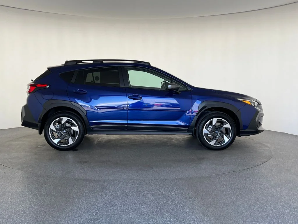 New 2026 SAPPHIRE BLUE PEARL Subaru Limited image 2