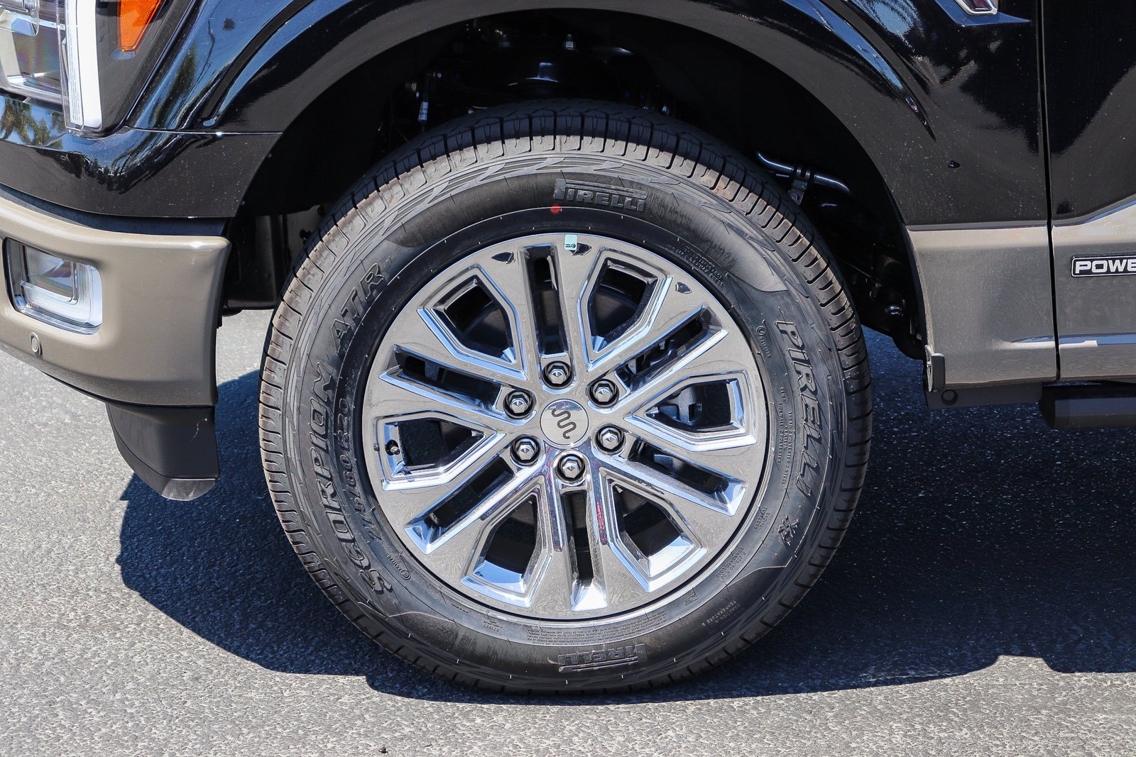 New 2026 Agate Black Metallic Ford King Ranch® image 9