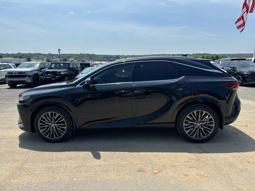 Certified Used 2026 Caviar Lexus Luxury image 8