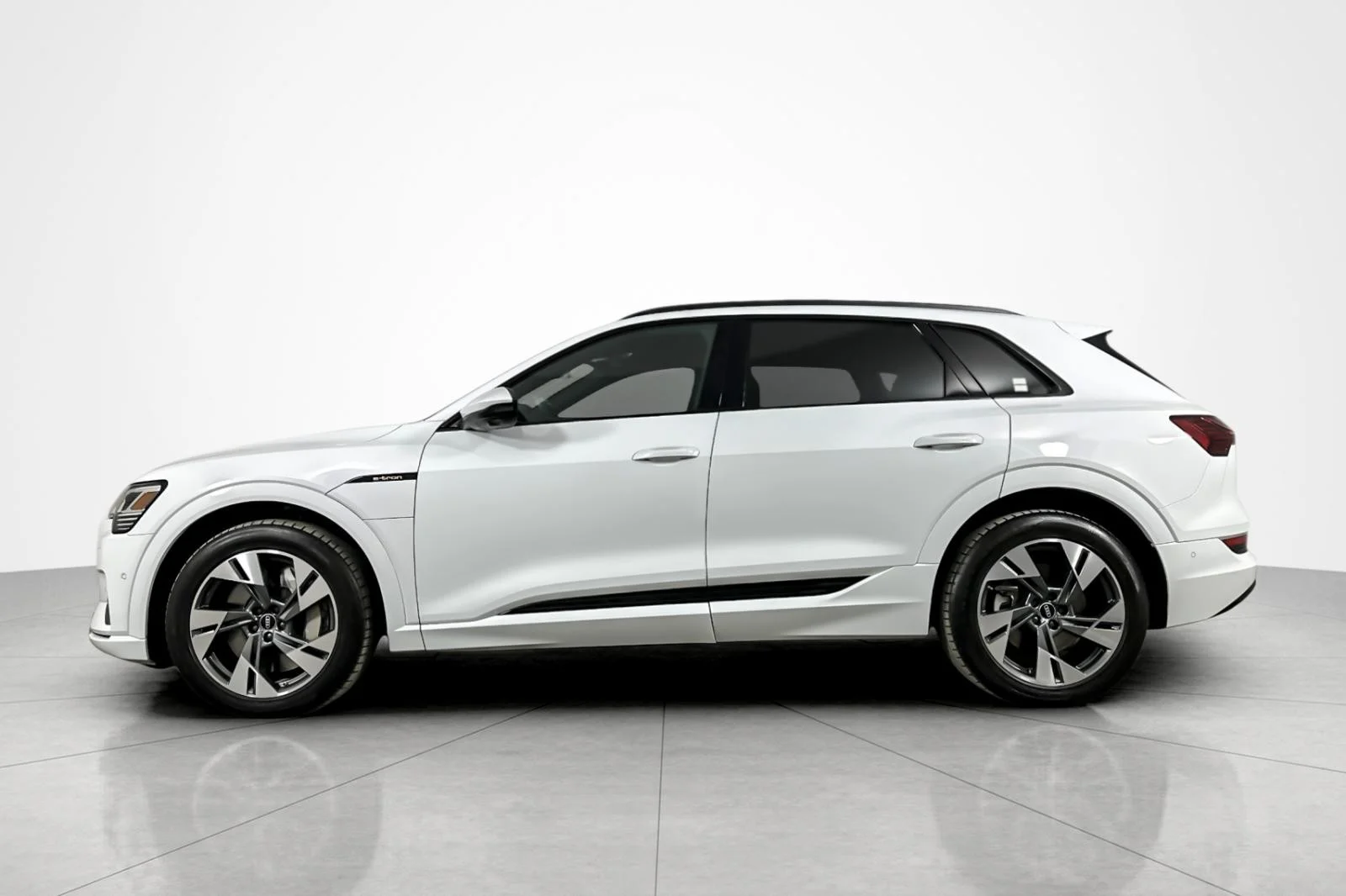 Used 2023 Glacier White Metallic Audi Premium quattro image 2