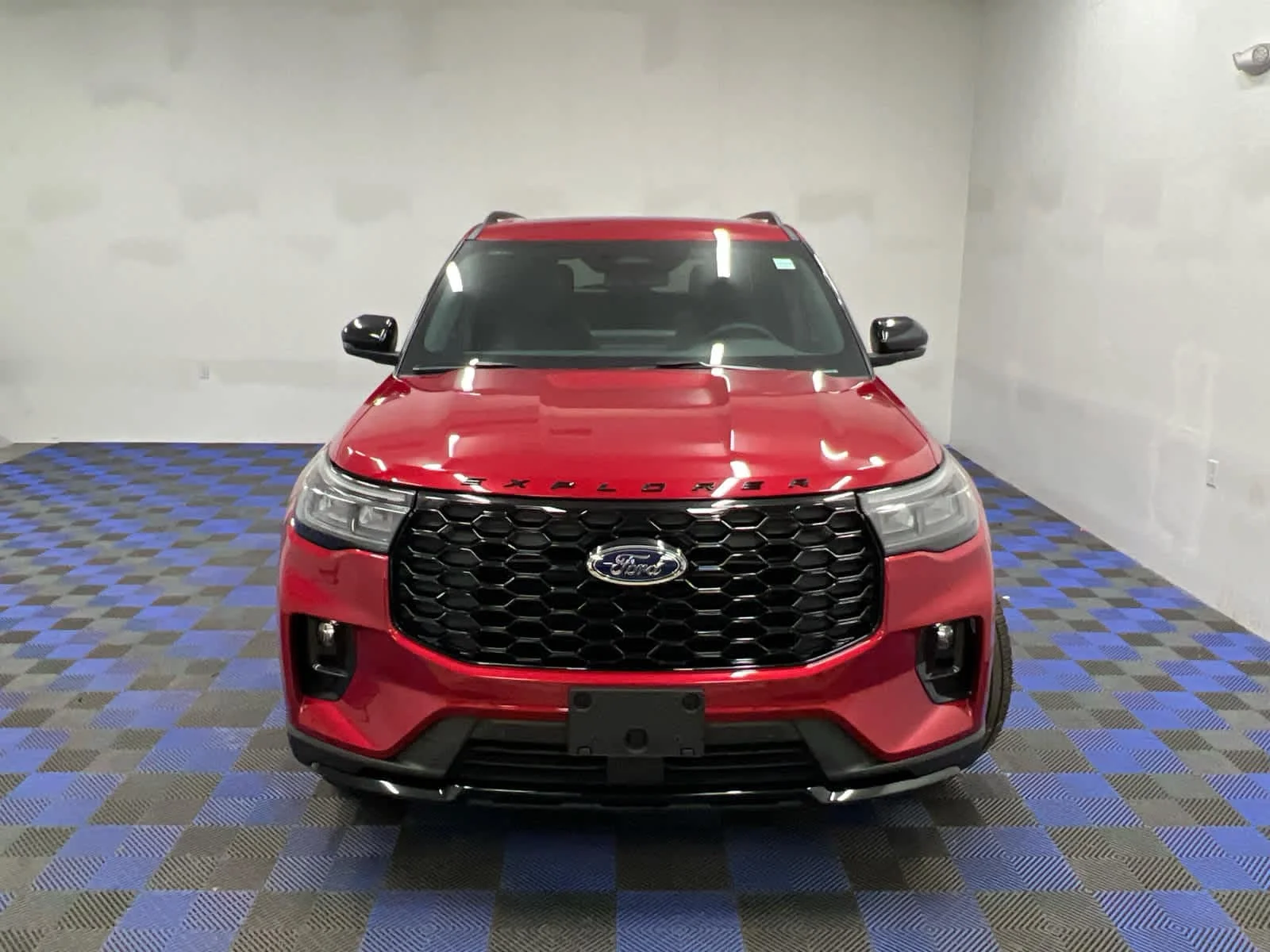 New 2026 Rapid Red Metallic Tinted Clearcoat Ford ST-Line image 2
