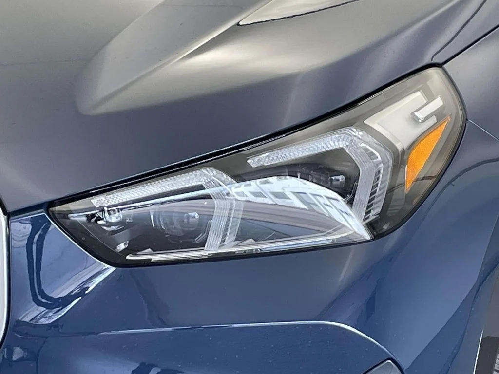 New 2026 Blue BMW xDrive28i image 9