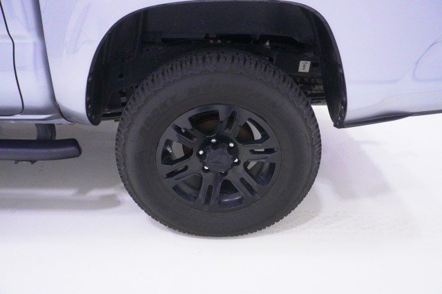 Used 2022  Toyota SR image 10
