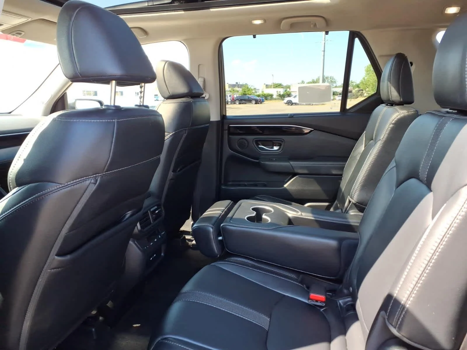 2024 Honda Pilot Touring - Photo 11