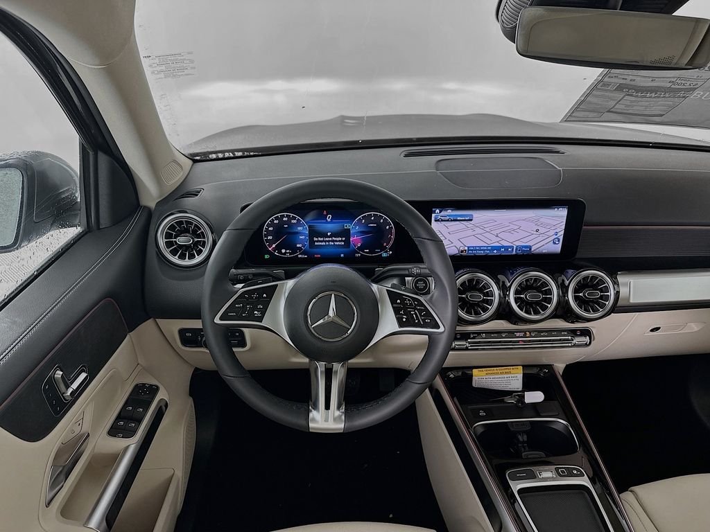 Used 2026  Mercedes-Benz GLB 250 image 22