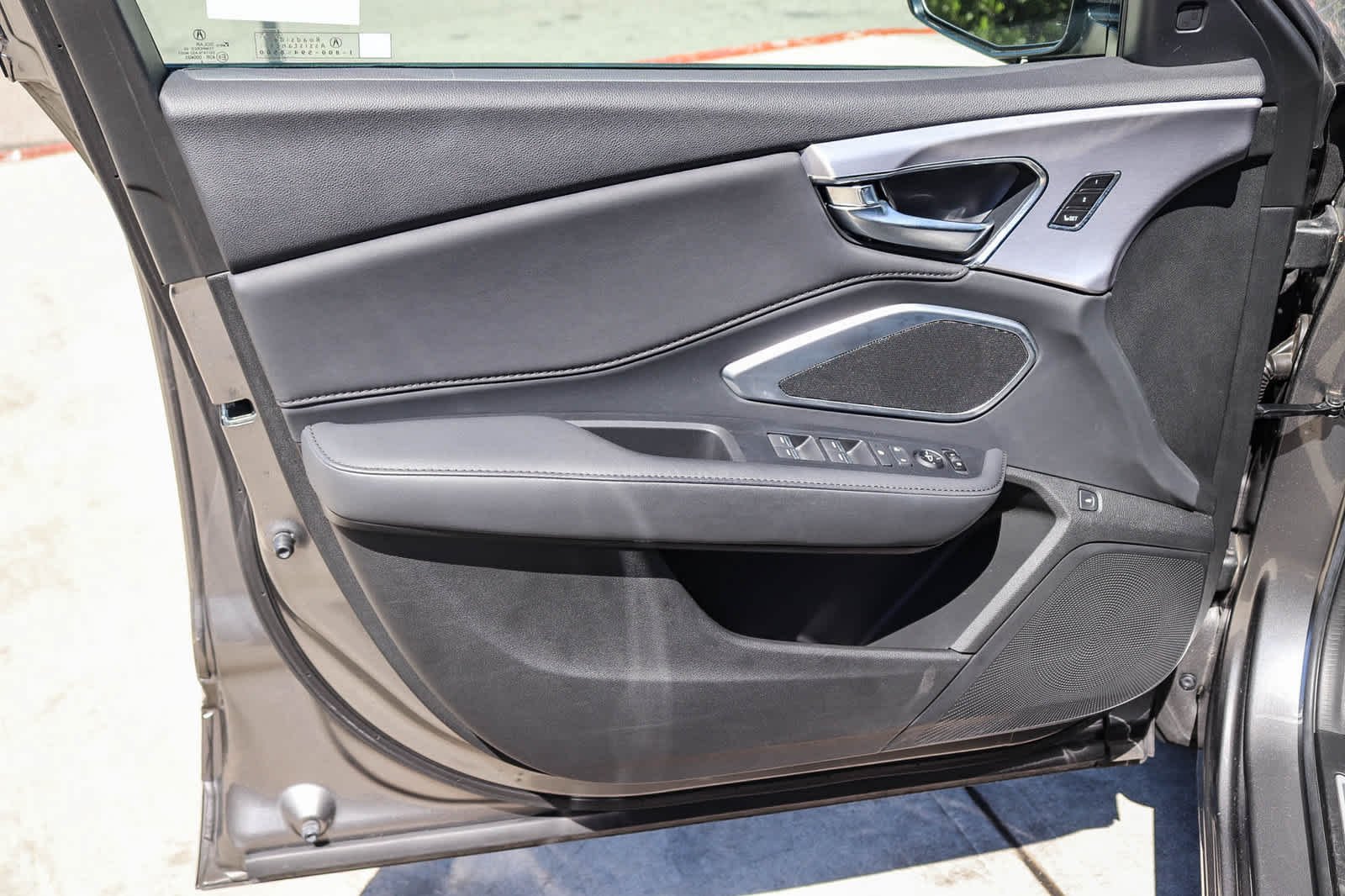 Used 2023 Liquid Carbon Metallic Acura  image 21