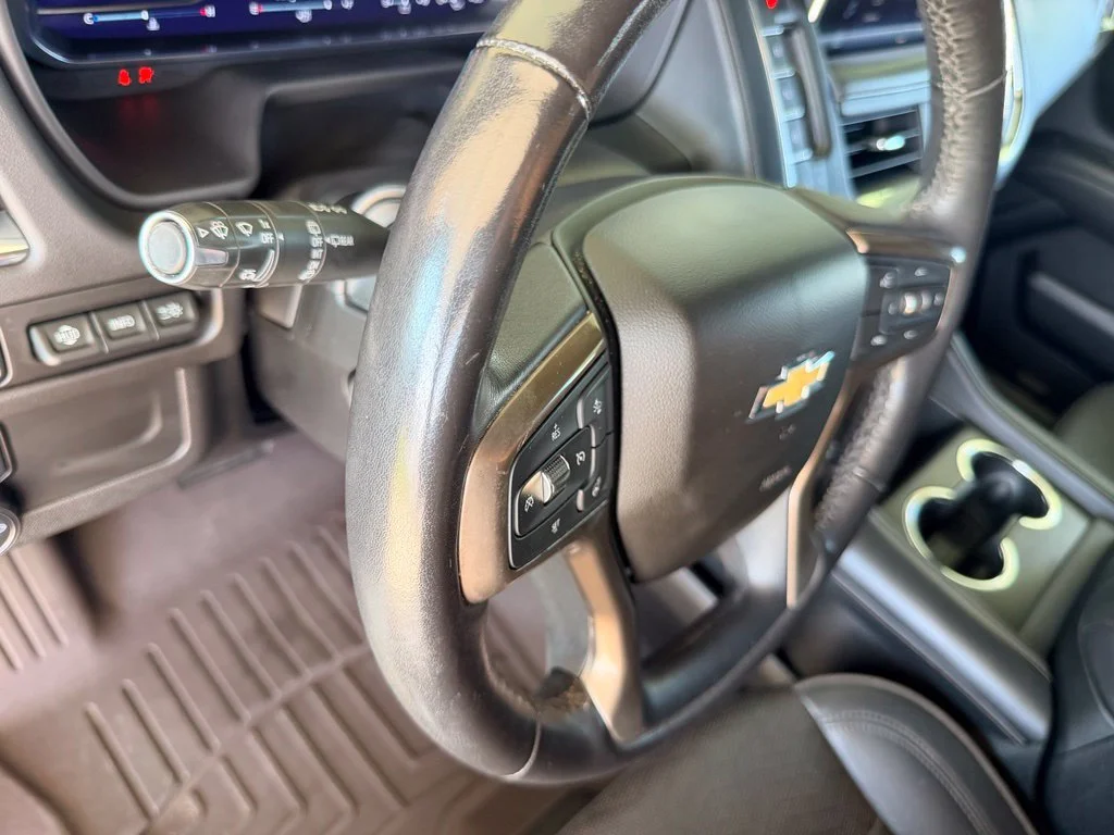 Used 2023 Black Chevrolet High Country image 21