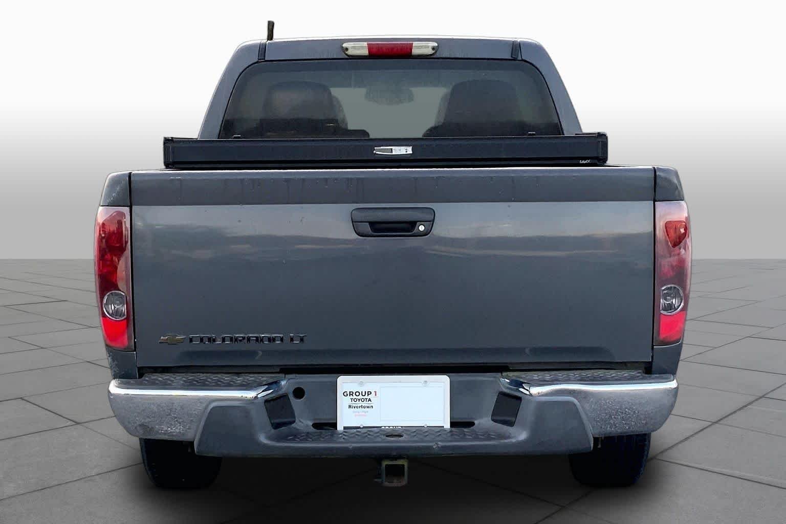 Used 2008 Dark Gray Metallic Chevrolet LT w/1LT image 4