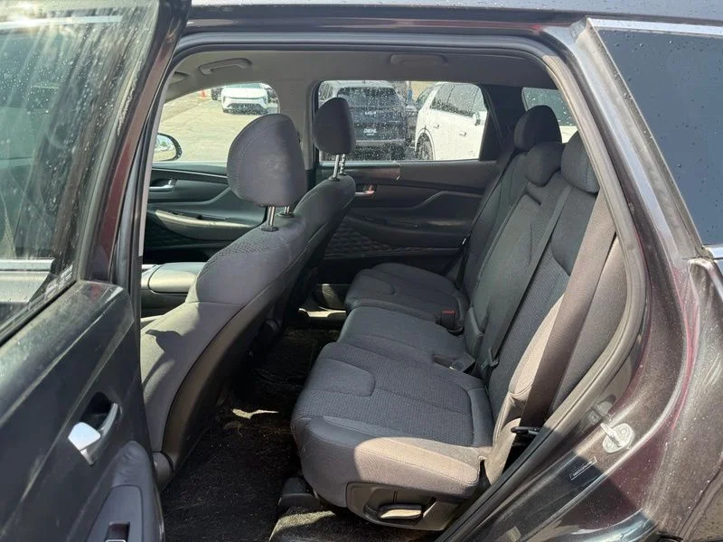 Used 2023 Gray Hyundai SEL image 10