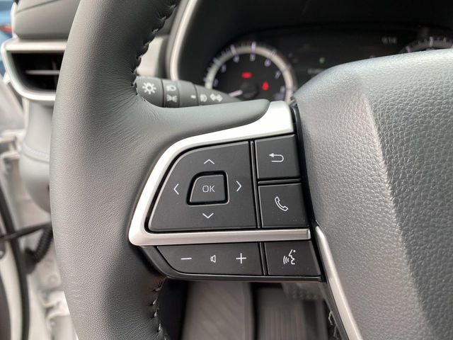 New 2026 Wind Chill Pearl Toyota XLE image 15