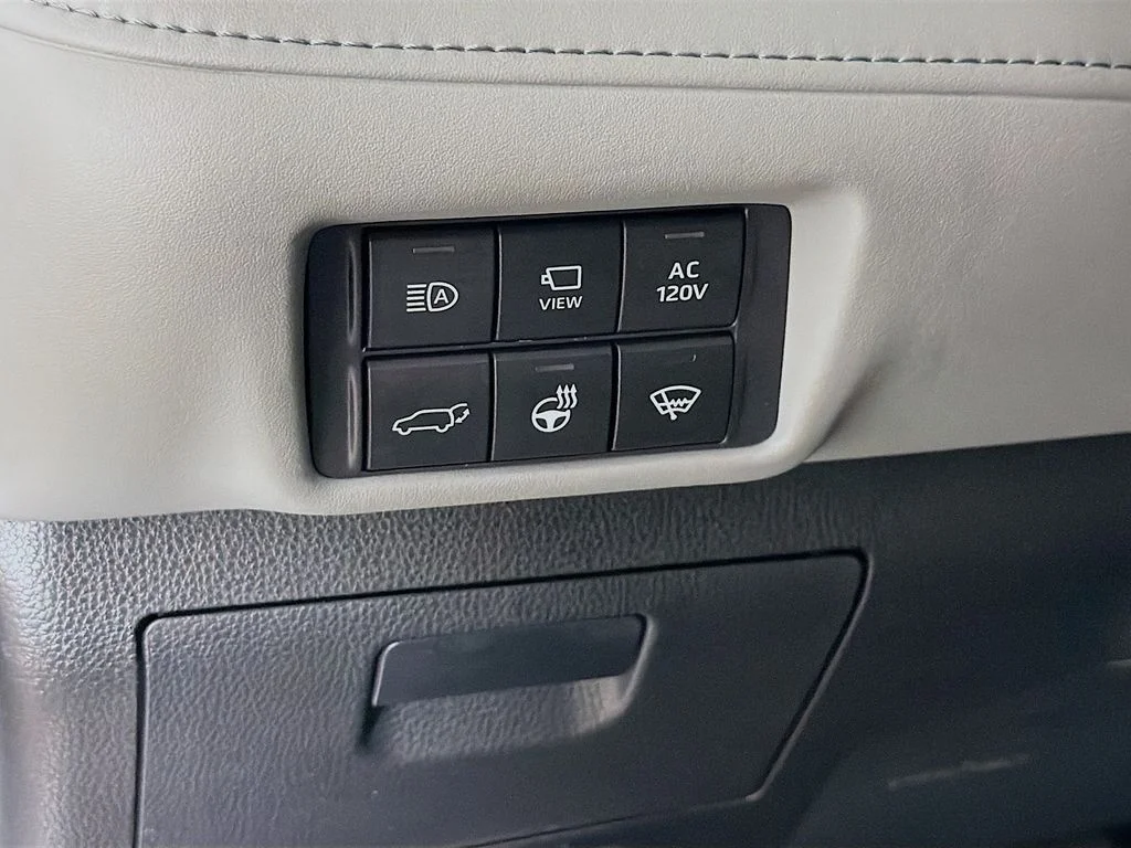 Certified Used 2022 Silver Toyota Platinum image 13