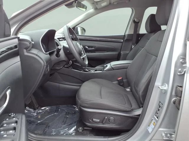 Used 2024  Hyundai SEL image 19