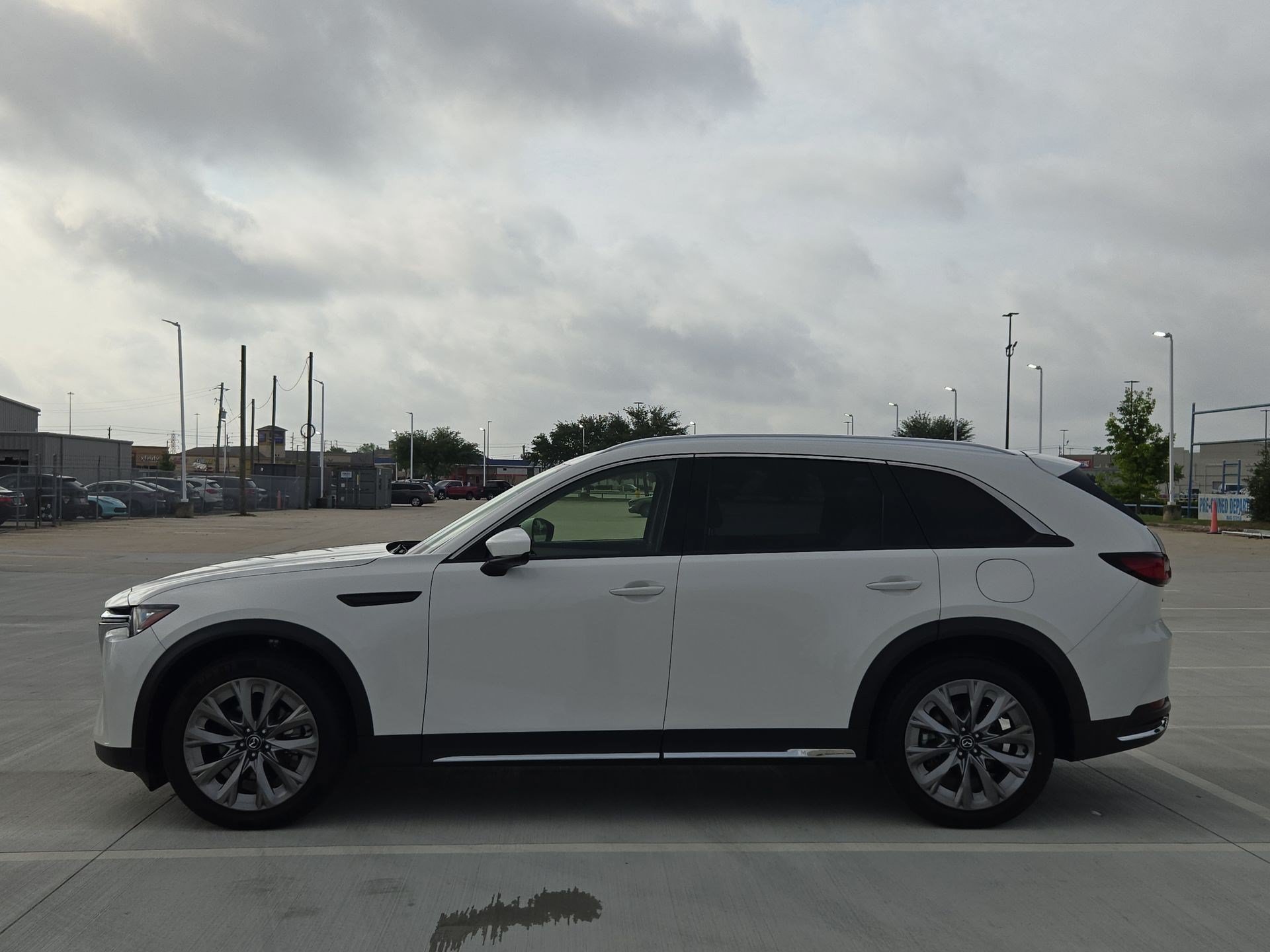 Used 2024 Rhodium White Premium Mazda 3.3 Turbo Premium image 6