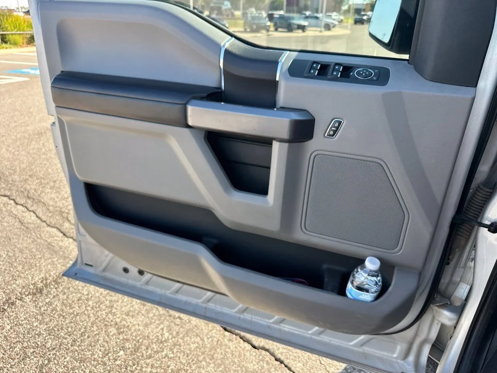 Used 2019 Silver Ford XLT image 7