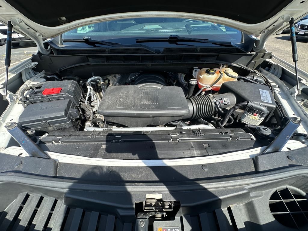 Used 2021 White GMC Denali image 32
