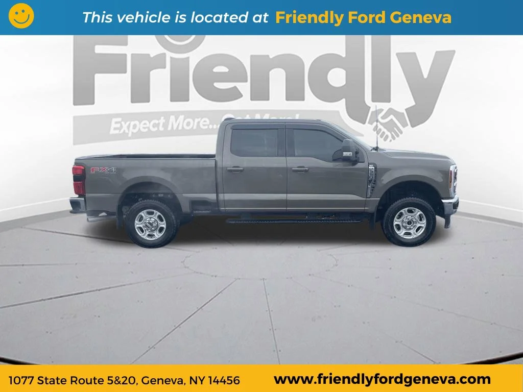 Used 2026 Gray Ford XLT image 4