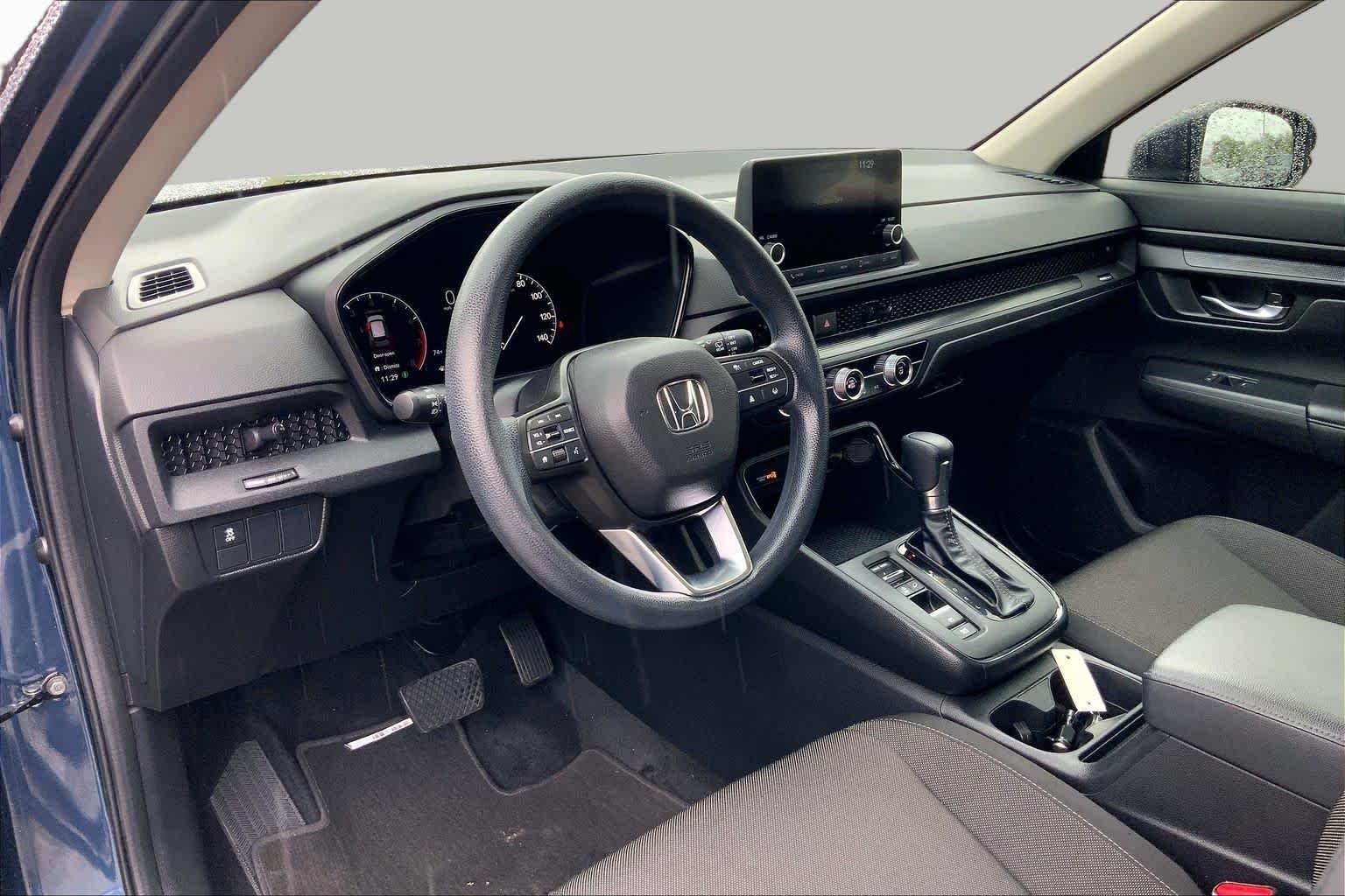 2023 Honda CR-V LX - Photo 17