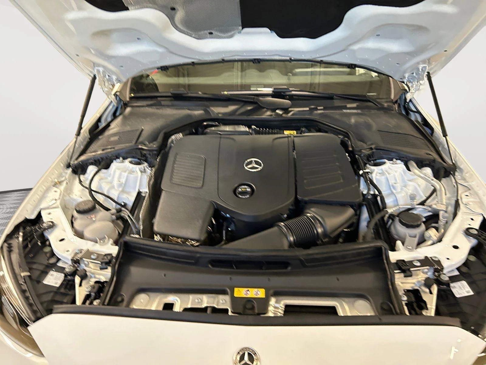 New 2026 Polar White Mercedes-Benz C 300 image 22