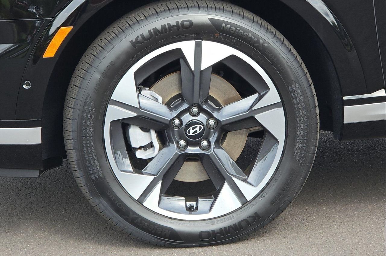 New 2026 Black Hyundai Limited AWD image 26