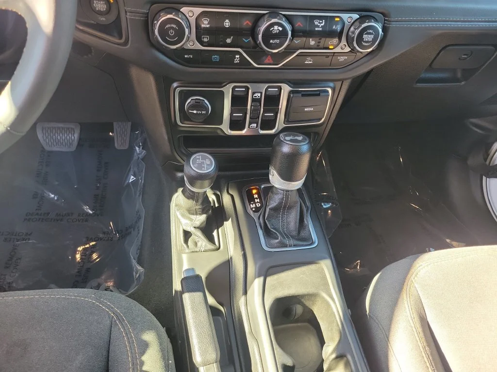Certified Used 2024 White Jeep Sahara 4xe image 26