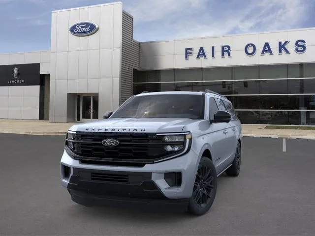 New 2026 Glacier Gray Metallic Tri-Coat Ford Platinum image 2
