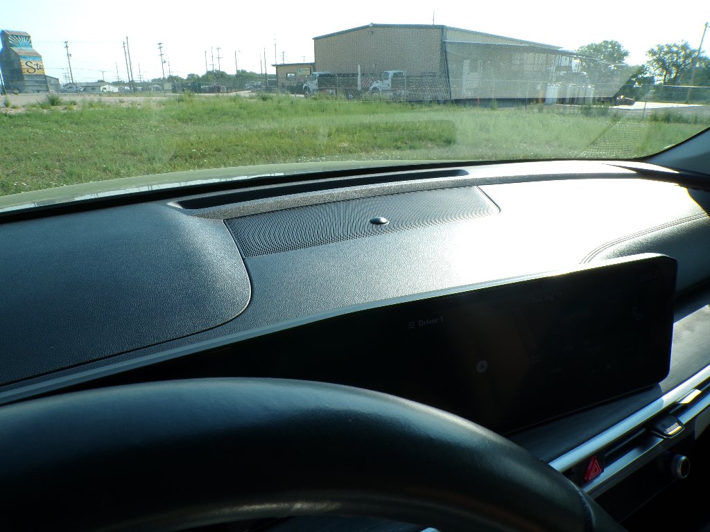 Used 2024 Jungle Green Kia X-Line EX image 30