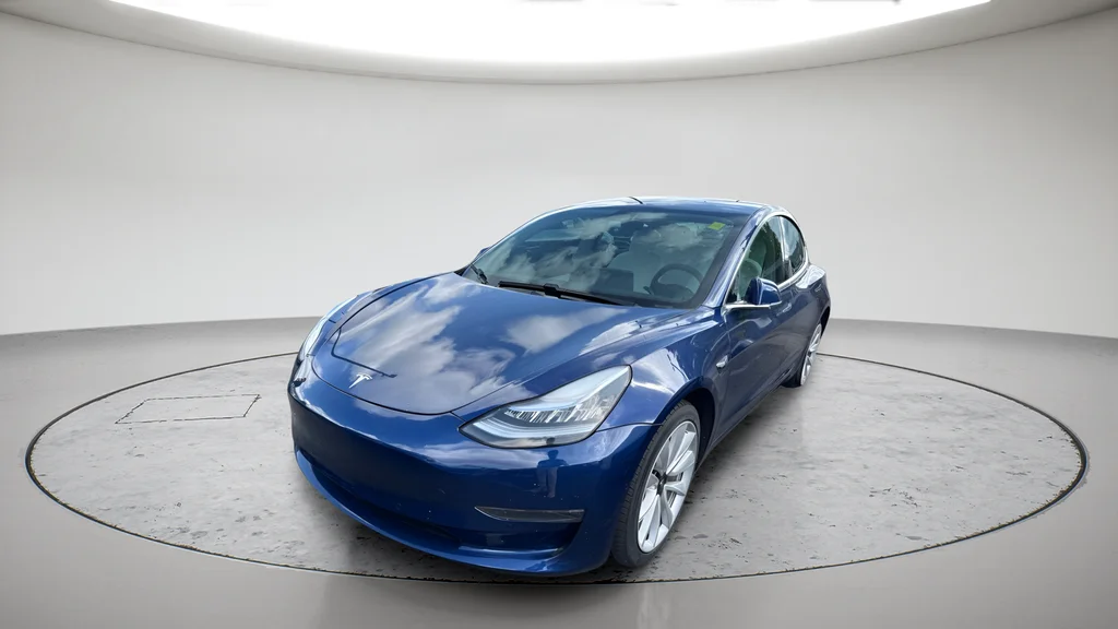 Used 2020 Blue Tesla Long Range image 7