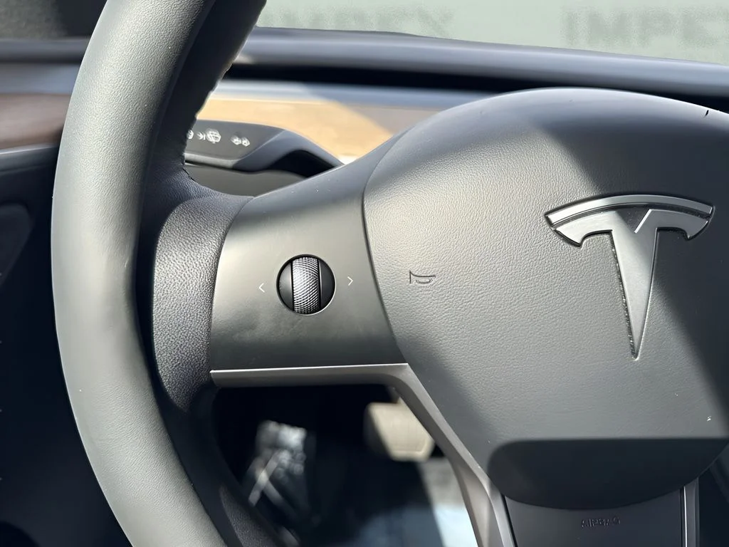 Used 2023 White Tesla Long Range image 16