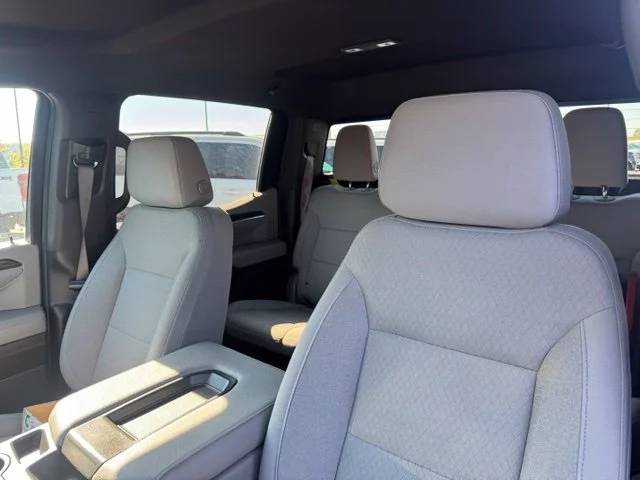 Used 2023 Gray Chevrolet LT image 18