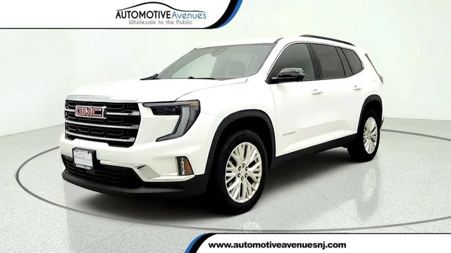 2024 GMC Acadia AWD 4dr Elevation w/ Luxury Package