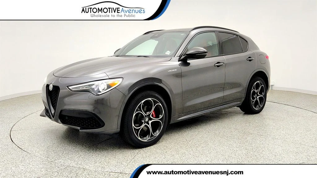 2022 Alfa Romeo Stelvio Ti Veloce AWD's photo