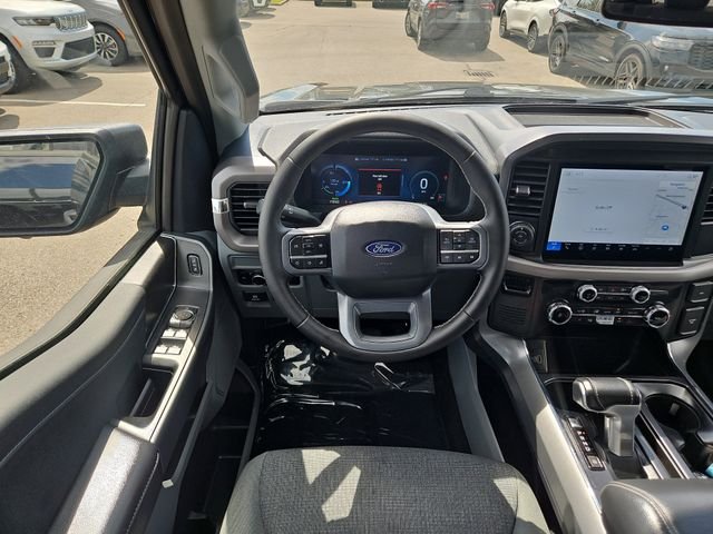 Certified Used 2025 Agate Black Metallic Ford XLT image 10
