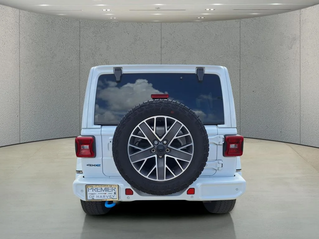Used 2024 White Jeep High Altitude 4xe image 4