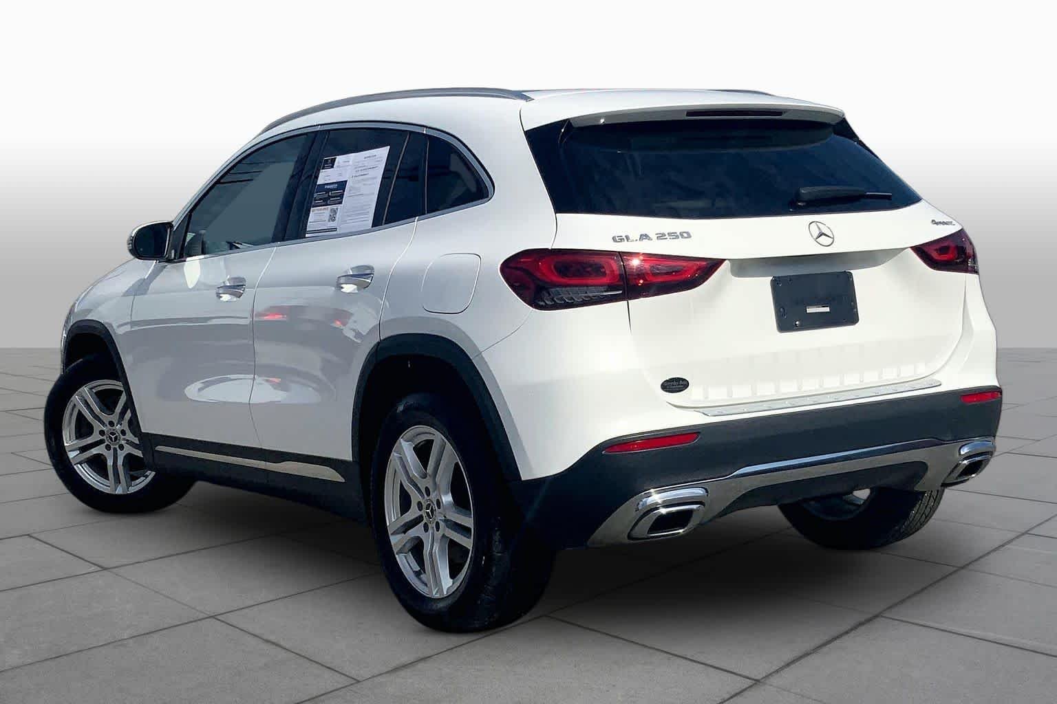 Used 2021 Polar White Mercedes-Benz GLA 250 image 12