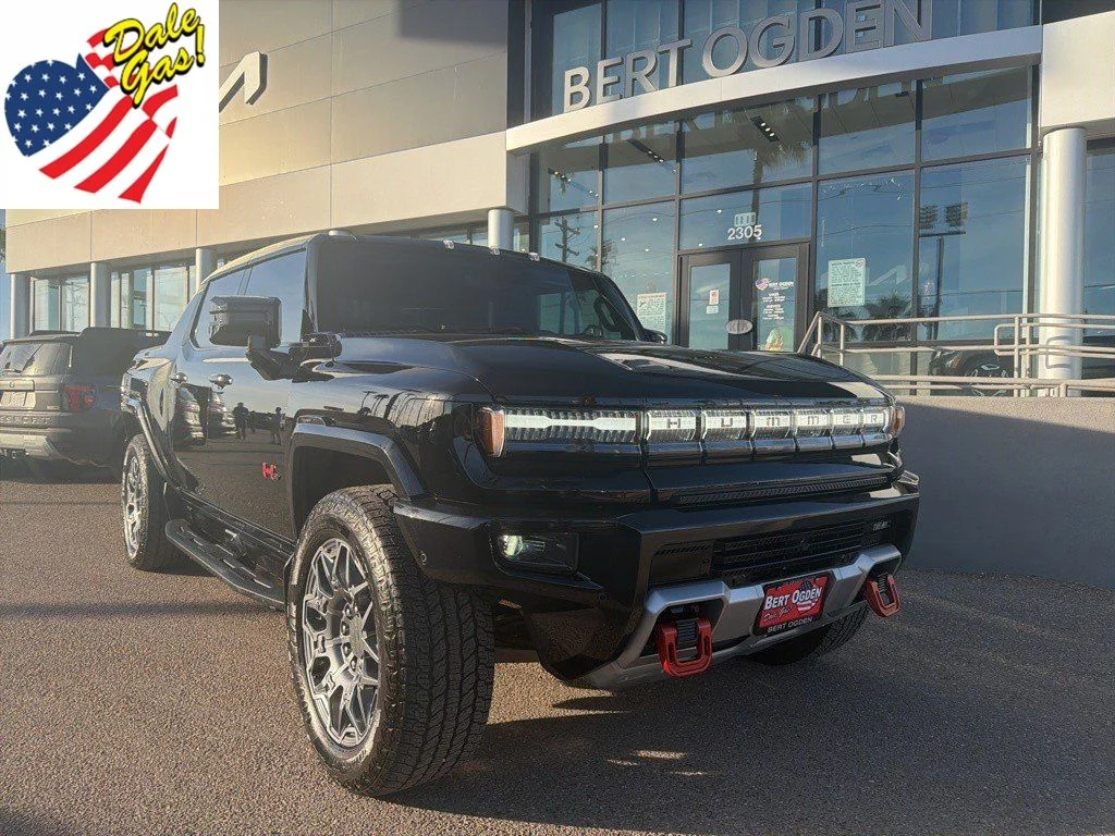 2025 GMC Hummer EV 2X's photo